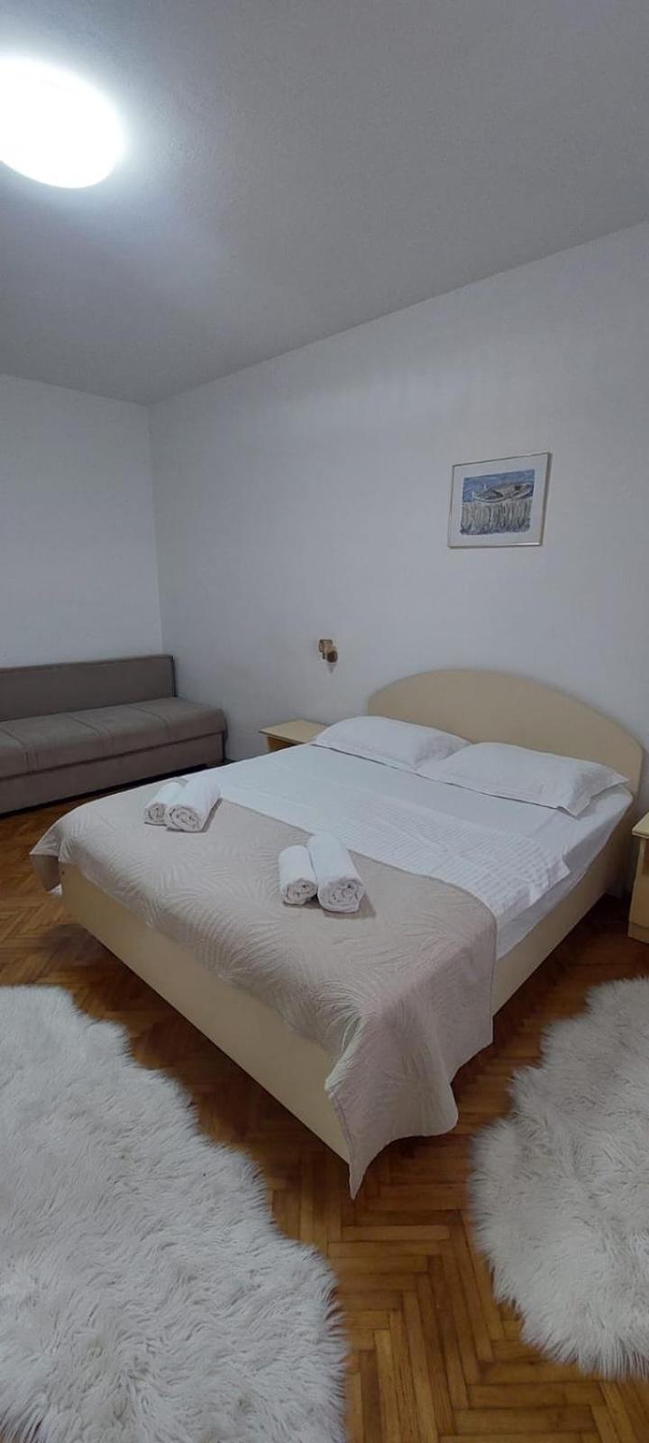 Apartment Toncica Omiš Exteriör bild