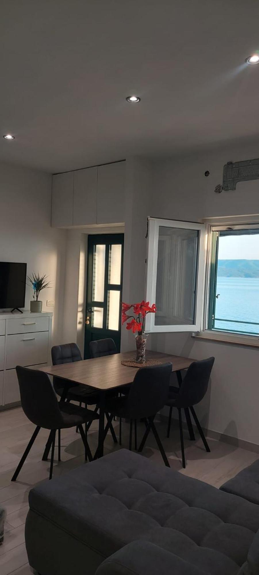 Apartment Toncica Omiš Exteriör bild